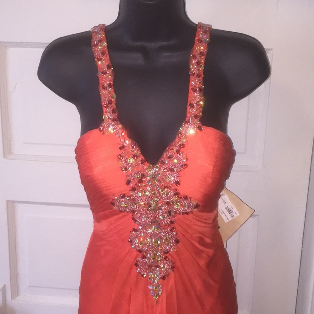 NWT 🔥 amazing formal gown 💥